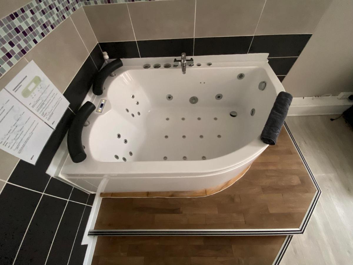 Les Appartements D'Au Coin Du Spa Boulogne-sur-Mer Buitenkant foto
